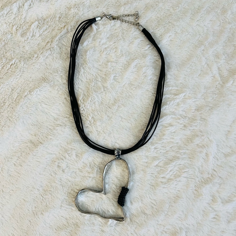Artisan Necklace w/Heart Pendant